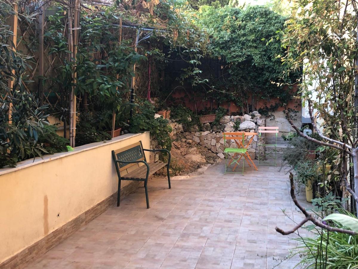 Arenada Private Rooms And Apartment Sud Cagliari Exterior foto