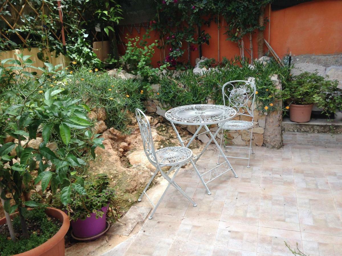 Arenada Private Rooms And Apartment Sud Cagliari Exterior foto
